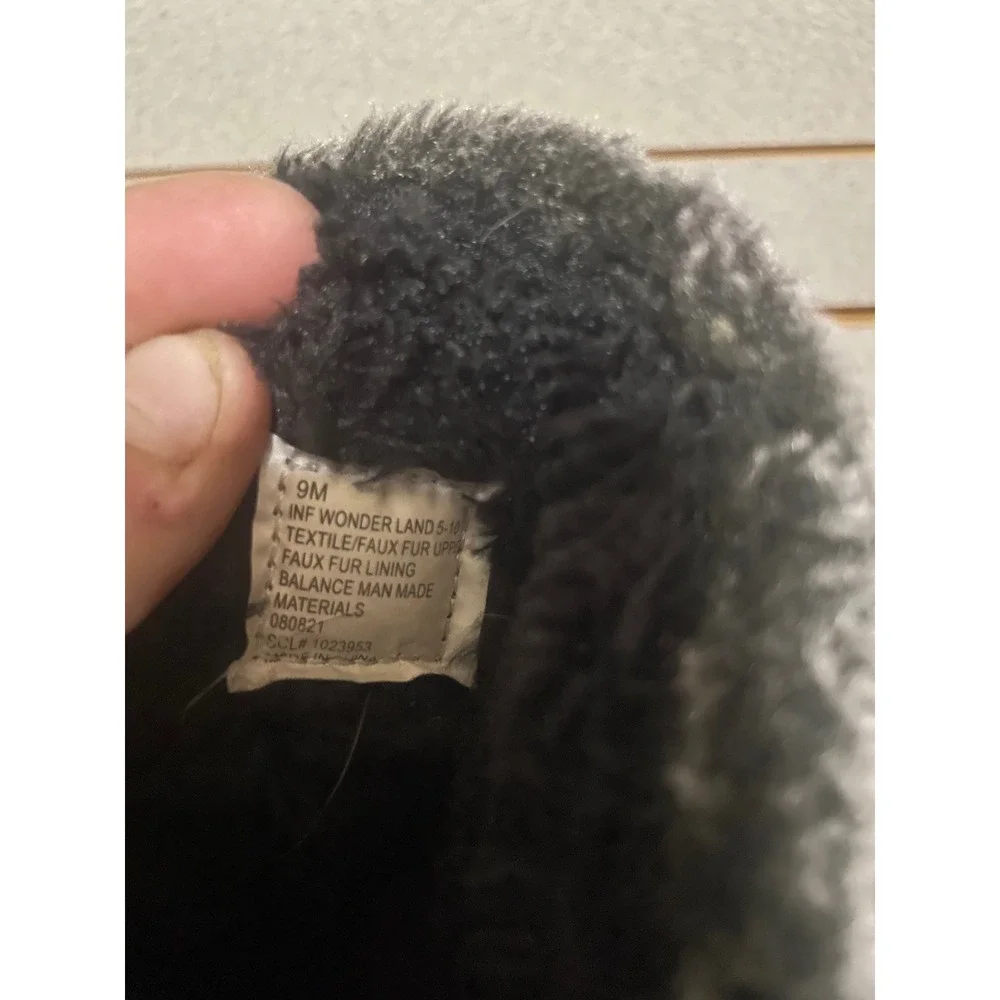 Makalu California‎ Toddler Girls Wonderland Faux Fur Pom Pom Boots Black Grey 9M